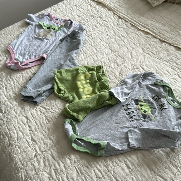 18-24m starwars onsies, Zara shorts, carters sweat pants Mandalorian - Picture 1 of 12